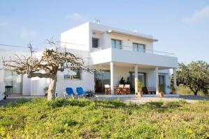Fotografia z galérie ubytovania Modern Villa in Cala Jondal Porroig v destinácii San Jose de sa Talaia
