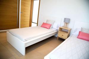 Fotografia z galérie ubytovania Modern Villa in Cala Jondal Porroig v destinácii San Jose de sa Talaia