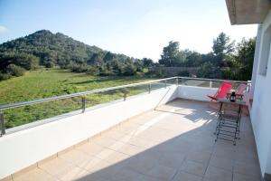 Fotografia z galérie ubytovania Modern Villa in Cala Jondal Porroig v destinácii San Jose de sa Talaia