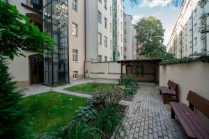 Budova, v ktorej sa apartmán nachádza