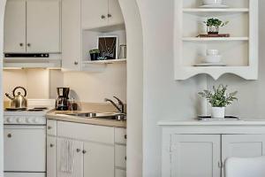 Η κουζίνα ή μικρή κουζίνα στο Global Cup The Haven Lower-Greenville Ave