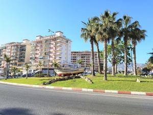 Zdjęcie z galerii obiektu Evans Realty AN 1ª línea playa & Piscina & Tenis w mieście Algarrobo-Costa