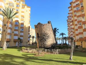 Zdjęcie z galerii obiektu Evans Realty AN 1ª línea playa & Piscina & Tenis w mieście Algarrobo-Costa