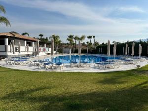 The swimming pool at or close to Residence Hydria
