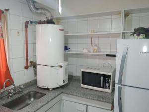 Virtuvė arba virtuvėlė apgyvendinimo įstaigoje Bombal Apart
