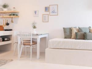 Гостиная зона в La Vista TINOS