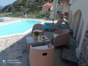 Bazén v ubytování Domina Villas nebo v jeho okolí