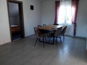 Fotografie z fotogalerie ubytování Apartment Karlo v destinaci Kruševo