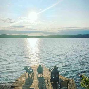 Photo de la galerie de l'établissement Le Vacancier sur le lac, à Saint Denis de Brompton