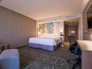 Postel nebo postele na pokoji v ubytování Courtyard by Marriott Ciudad Juarez