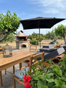 Vonkajšia záhrada v ubytovaní Aegean Endless Summer Villa Pefkos