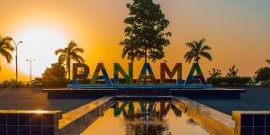 a sign that says panama in front of palm trees at 02 Modern aparment Panamá! Ubicación perfecta pty in Panama City