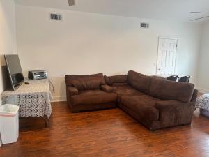 5080 Avenida Oriente