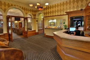 Lobbyen eller receptionen på Invercarse Hotel Dundee, BW Signature Collection