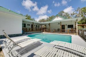 Bassein majutusasutuses Pool Access Homosassa Home Near Boat Launch! või selle lähedal