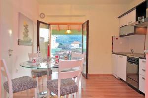 Dapur atau dapur kecil di Holiday house with a parking space Vela Luka, Korcula - 21165 +7 gambar