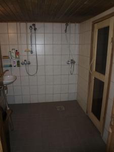 Koupelna v ubytování Värava Farm + 30 fotografií