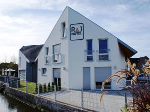 Hoone, kus hotell asub