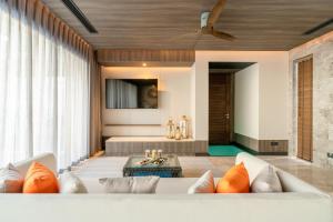 Posezení v ubytování Madifushi Private Island- Free return Seaplane Transfers for min 5 nights stay until 19th Dec