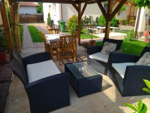 Posedenie v ubytovaní Csaba apartman