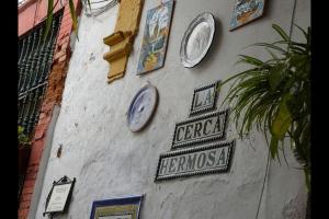 Típico y pintoresco patio de vecinos, con encanto的证书、奖牌、标识或其他文件