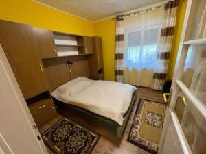 Posteľ alebo postele v izbe v ubytovaní Holiday home Fonyod 10