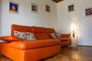 Istumisnurk majutusasutuses Sea View Suite With King Bed, 150Mbps WiFi And Patio Swing