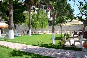 Ein Garten an der Unterkunft Marla Didim Otel