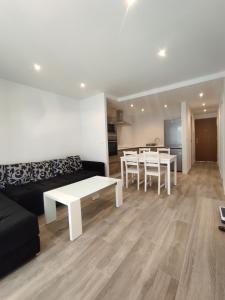 Posedenie v ubytovaní Apartamento Sotillo