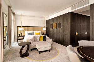 Istumisnurk majutusasutuses The Alexander, a Luxury Collection Hotel, Yerevan