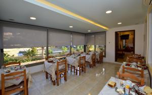 Restaurace v ubytování Hotel Aghas Paleochora