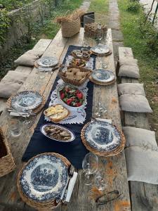 Cibo presso l'affittacamere o nelle vicinanze