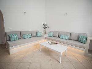 Area soggiorno di Anthemis Suites