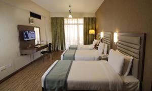 Gallery image of Wave International Hotel in Dubai