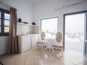 Foto dalla galleria di Anthemis Suites a Imerovigli