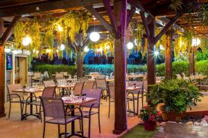 Restaurace v ubytování Les Pins Blancs en Provence