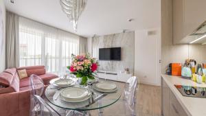 Fotografia z galérie ubytovania Apartamenty Kasprowicza z basenem i parkingiem w Cenie - Holiday City v destinácii Kołobrzeg