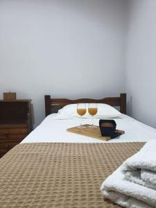 Postel nebo postele na pokoji v ubytování Family & friends Maisonette in the center of Lixouri + 16 fotografií