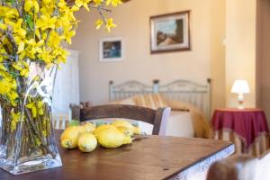 A seating area at Agriturismo Cima alla Serra