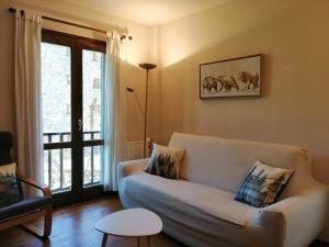 Posezení v ubytování Amplio apartamento con jardín y piscina Herbasabina 5