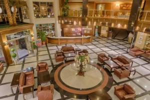 Posezení v ubytování Grand Pasa Hotel