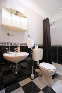 Koupelna v ubytování Apartmani Krka Rooms