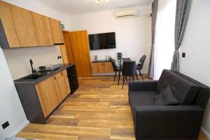Kuchyň nebo kuchyňský kout v ubytování Apartmani Krka Rooms