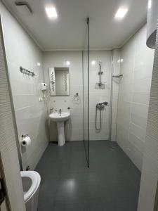 A bathroom at Batumi White Wave Apartments