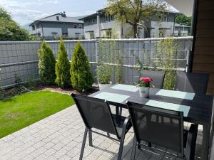 Gallery image of Apartament Ustrońska Jodełka z Balią i Ogrodem-Nadrzeczna in Ustroń