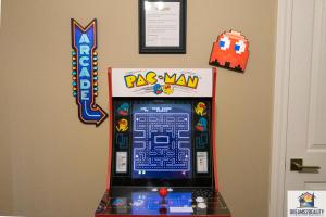Eine Spielezimmer in der Unterkunft New Build - Walk-In 3BR Condo with Arcade Game - FREE TICKETS INCLUDED - FHG-207