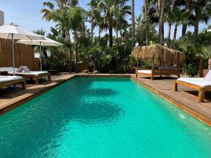 Swimming pool sa o malapit sa VILLA SERENITY 3 Luxury boutique villa