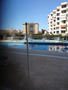 Bazén v ubytovaní NOG - La Nogalera, 2 dorm, 2 baños, Terraza, Piscina, Wifi alebo v jeho blízkosti