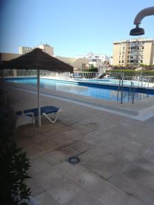 Bazén v ubytovaní NOG - La Nogalera, 2 dorm, 2 baños, Terraza, Piscina, Wifi alebo v jeho blízkosti