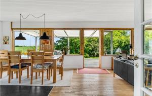 Φωτογραφία από το άλμπουμ του Lovely Home In Knebel With Wifi σε Ørby
